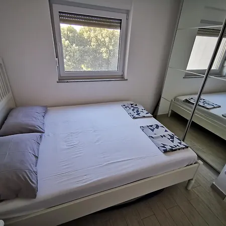 公寓 Jtl Apartma Pag